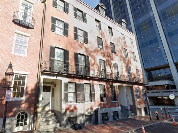 $1,250 | 6 Derne Street, Unit 6, Boston, MA 02114