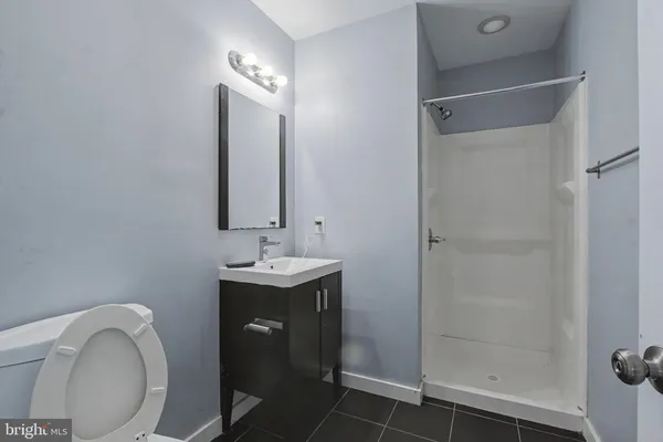 $3,810 | 1515 West Oxford Street, Unit 3, Philadelphia, PA 19121