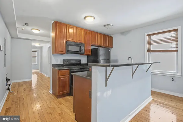 $3,810 | 1515 West Oxford Street, Unit 3, Philadelphia, PA 19121