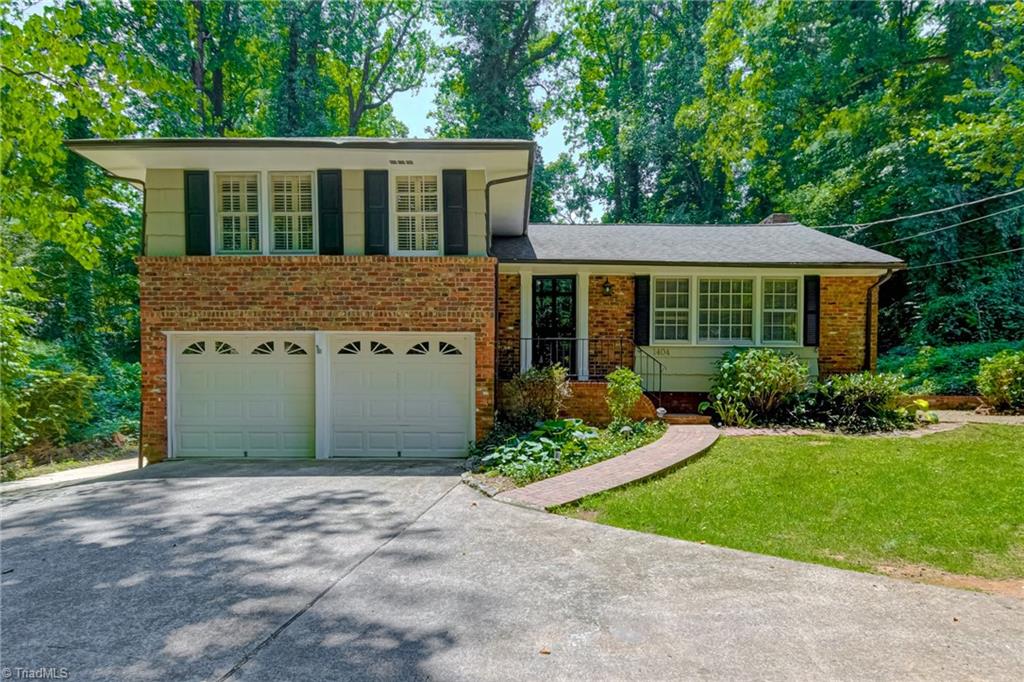 1404 Reynolda Road Winston-Salem, NC 27104 - Photo 1 of 28 Gallery Image 1