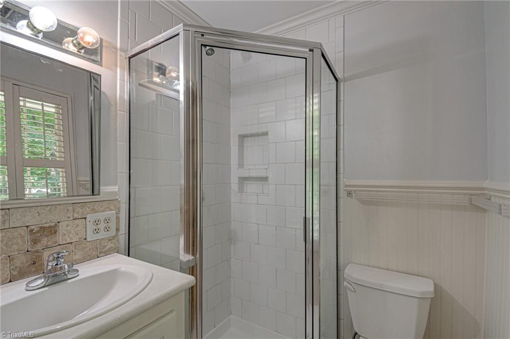 1404 Reynolda Road Winston-Salem, NC 27104 - Photo 20 of 28 Gallery Image 20