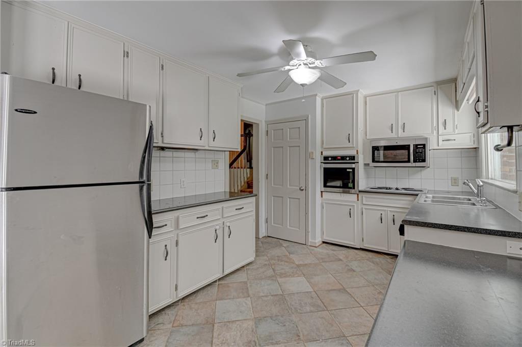 1404 Reynolda Road Winston-Salem, NC 27104 - Photo 9 of 28 Gallery Image 9