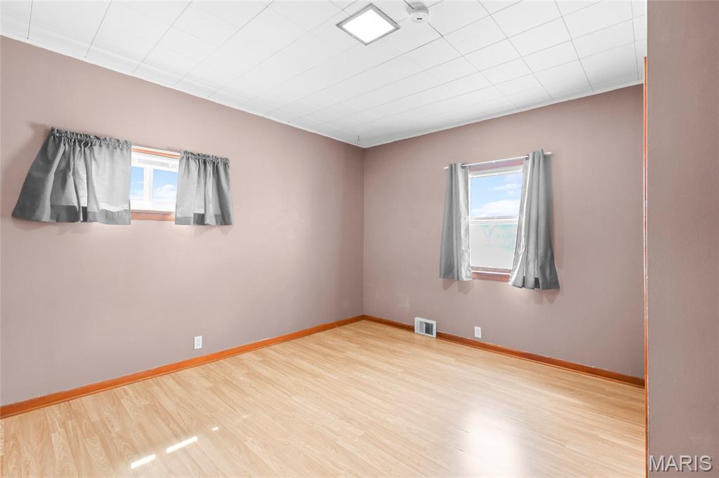4005 Reavis Barracks Road St. Louis, MO 63125 - Photo 16 of 60