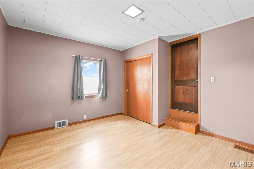 4005 Reavis Barracks Road St. Louis, MO 63125 - Photo 18 of 60