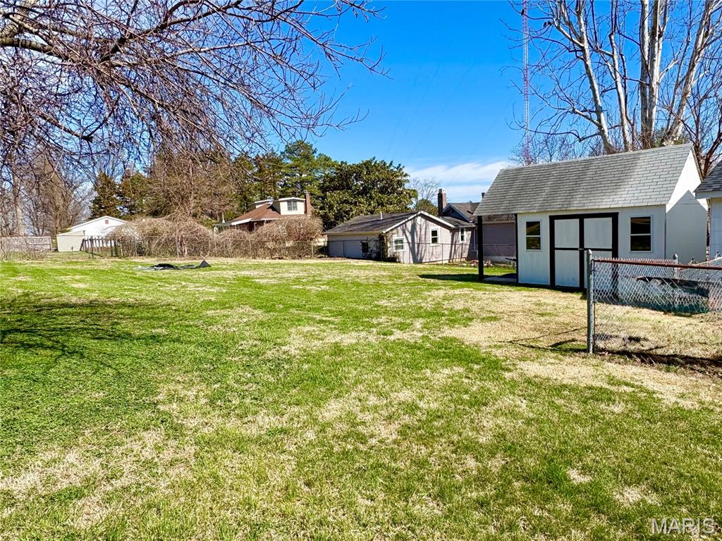 4005 Reavis Barracks Road St. Louis, MO 63125 - Photo 2 of 4