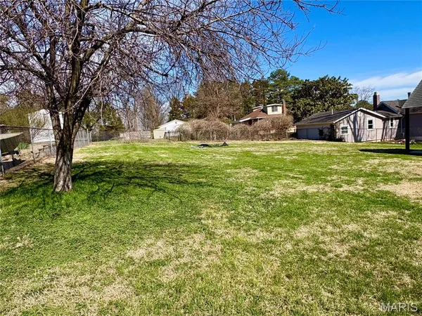 $279,900 | 4005 Reavis Barracks Road, St. Louis, MO 63125