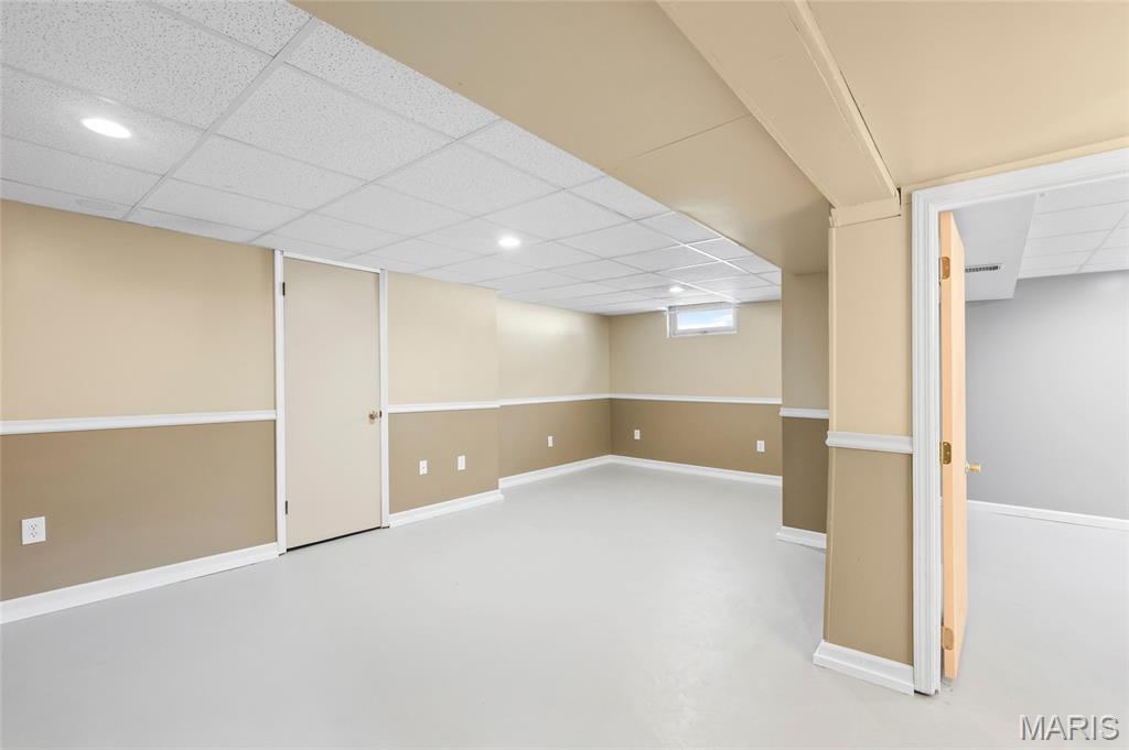 4005 Reavis Barracks Road St. Louis, MO 63125 - Photo 32 of 60