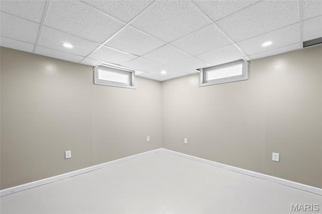 4005 Reavis Barracks Road St. Louis, MO 63125 - Photo 37 of 60