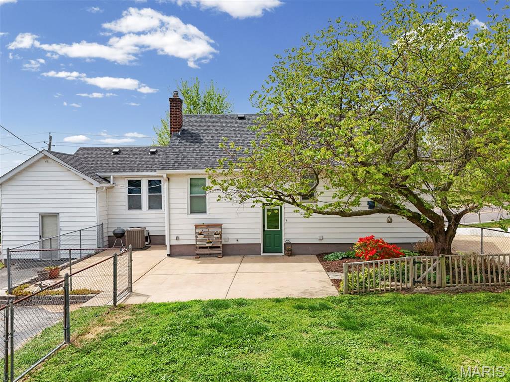 4005 Reavis Barracks Road St. Louis, MO 63125 - Photo 47 of 60