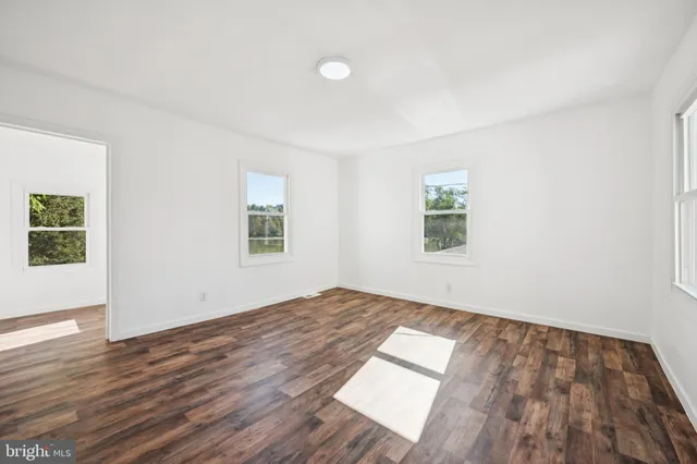 $329,900 | 315 South Main Street, Elmer, NJ 08318