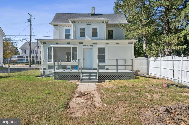 $329,900 | 315 South Main Street, Elmer, NJ 08318