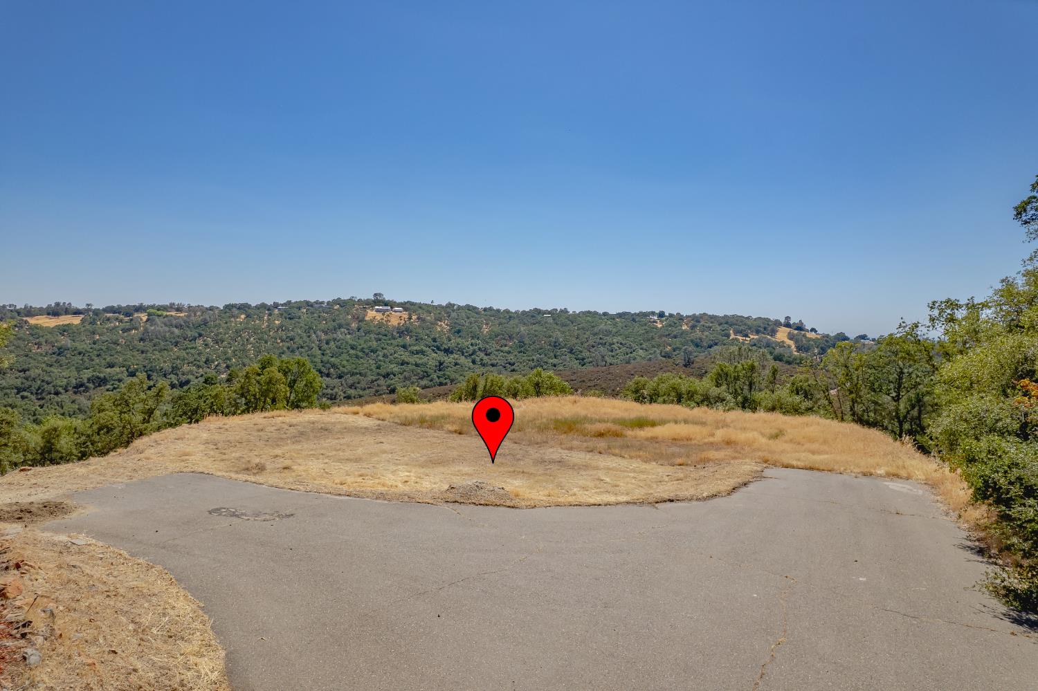 0 Crazy Horse Road Cameron Park, CA 95682 - Photo 3 of 64 a view of roof and yard