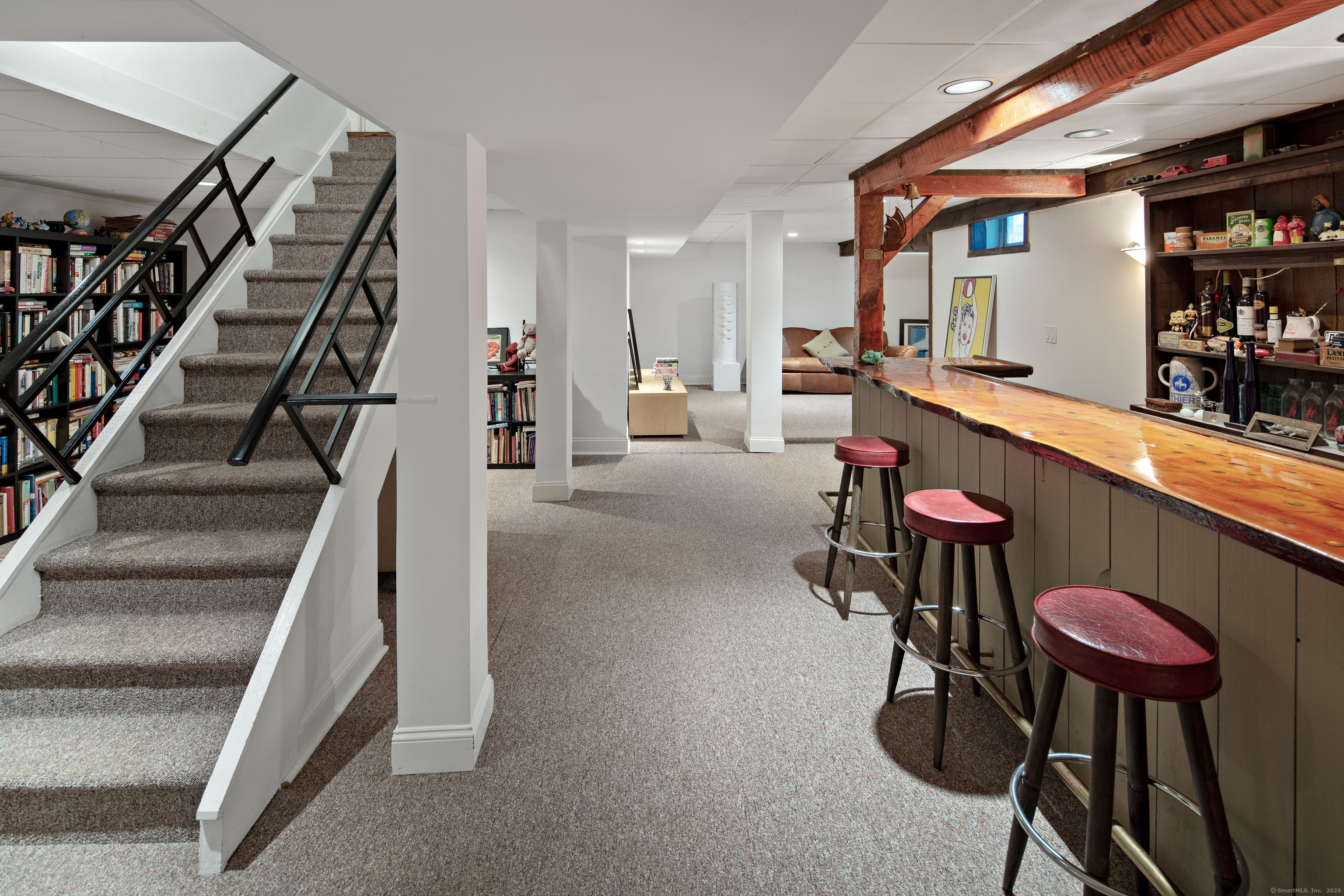 15 Tunxis Trail Redding, CT 06896 - Photo 22 of 27 a living room with furniture