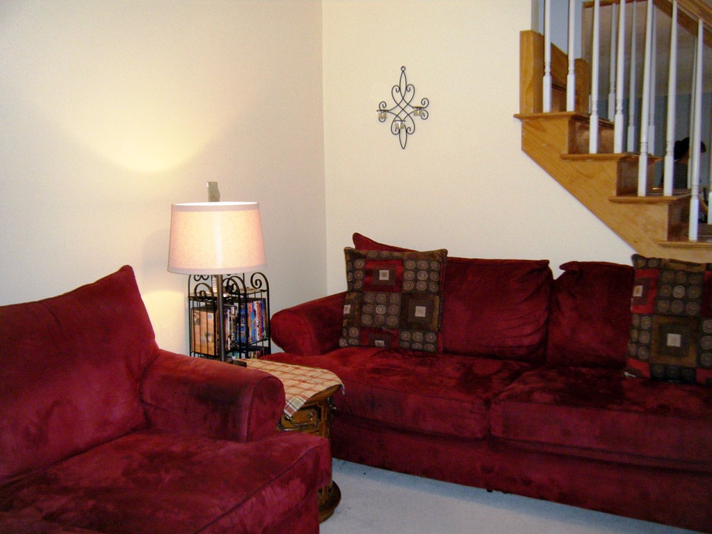 27 Thornton Road Mansfield, MA 02048 - Photo 7 of 20 Gallery Image 7