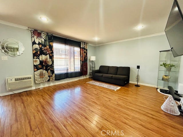 7304 Exeter Street, Unit E Paramount, CA 90723 - Photo 10 of 36