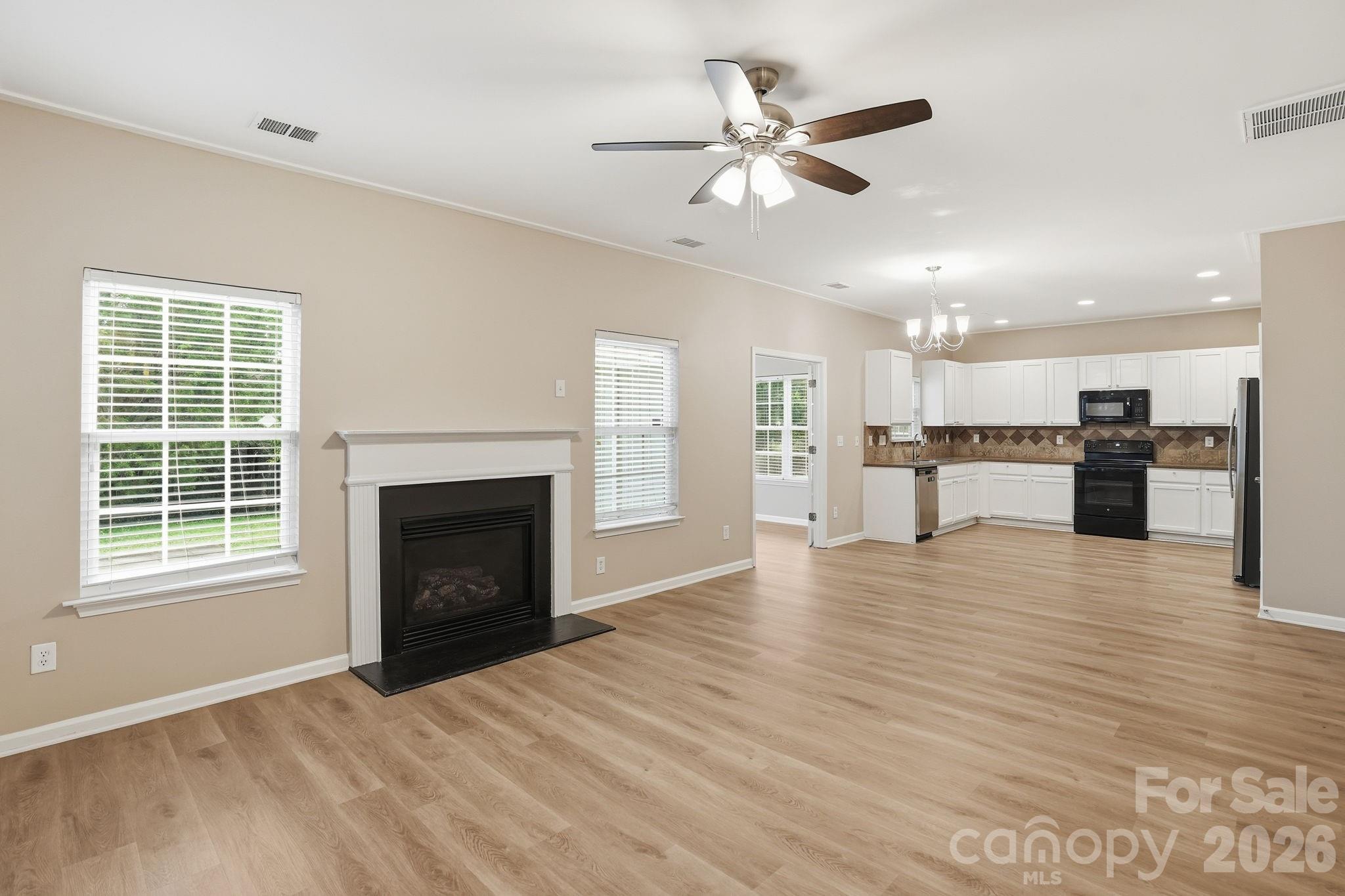 6427 Hermsley Road Charlotte, NC 28278 - Photo 17 of 45