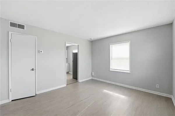 $200,000 | 801-803 Bannister Road, Kansas City, MO 64131