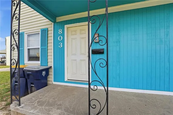 $200,000 | 801-803 Bannister Road, Kansas City, MO 64131