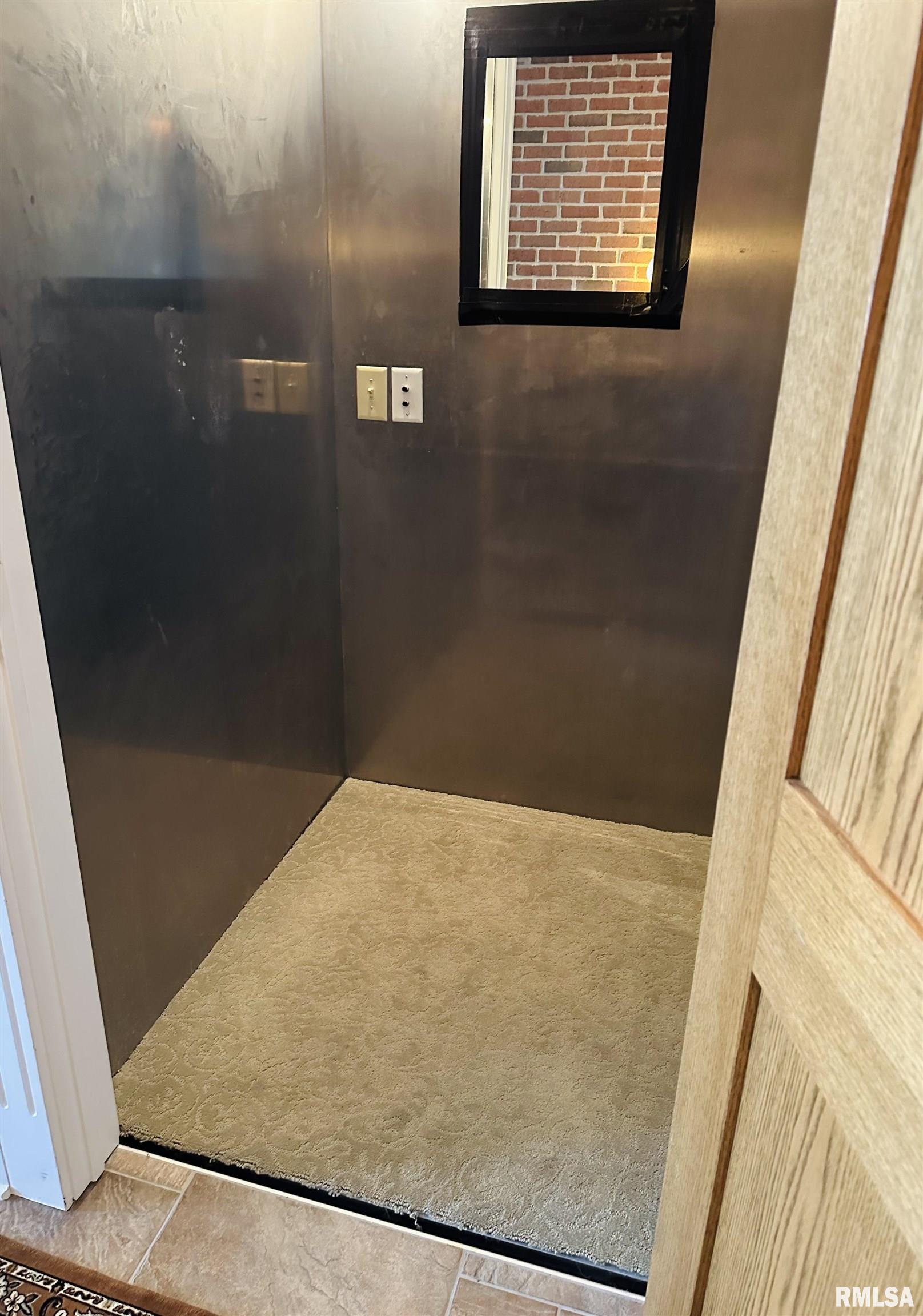 108 Broad Street Sabula, IA 52070 - Photo 13 of 89