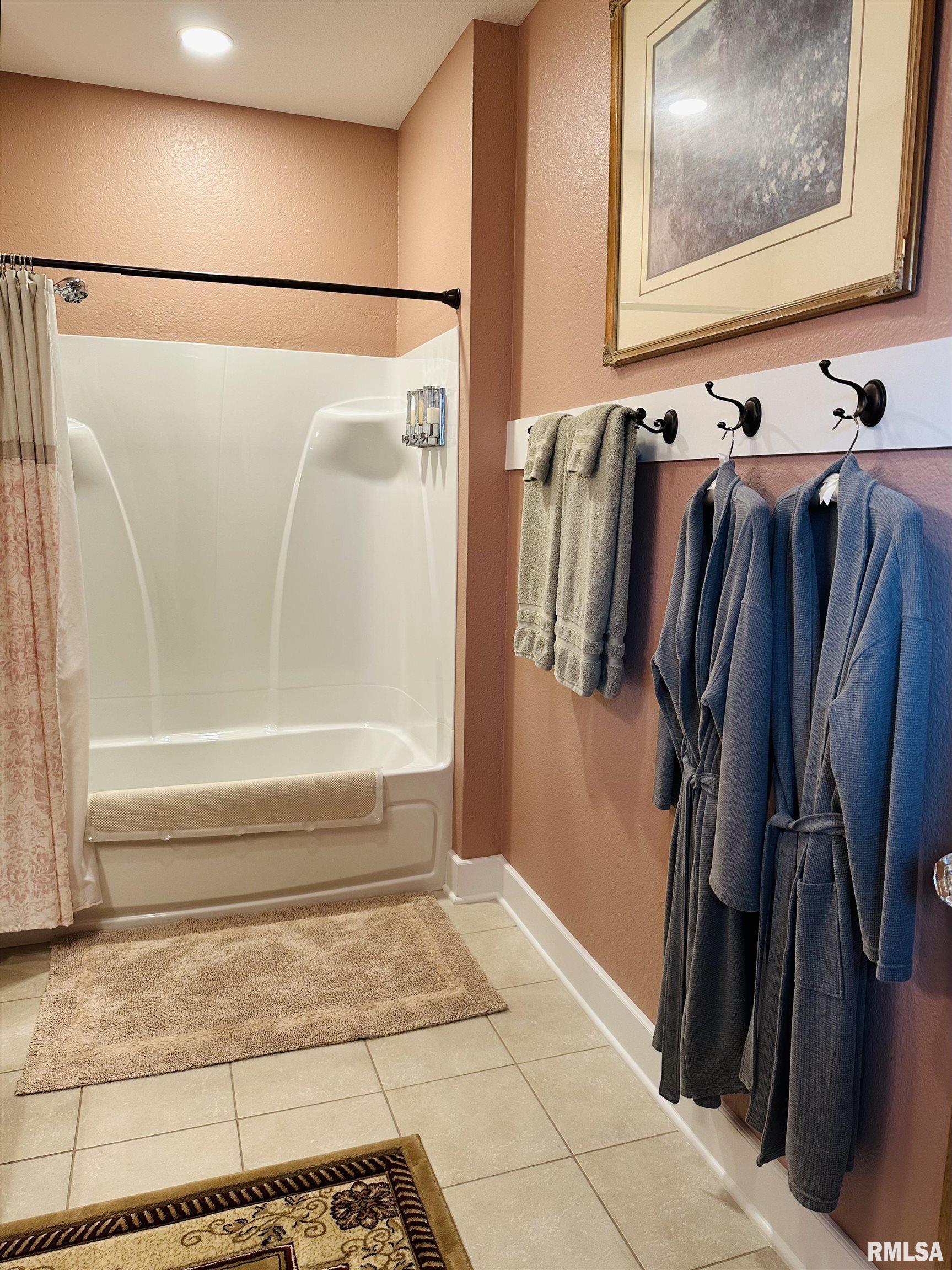 108 Broad Street Sabula, IA 52070 - Photo 23 of 89