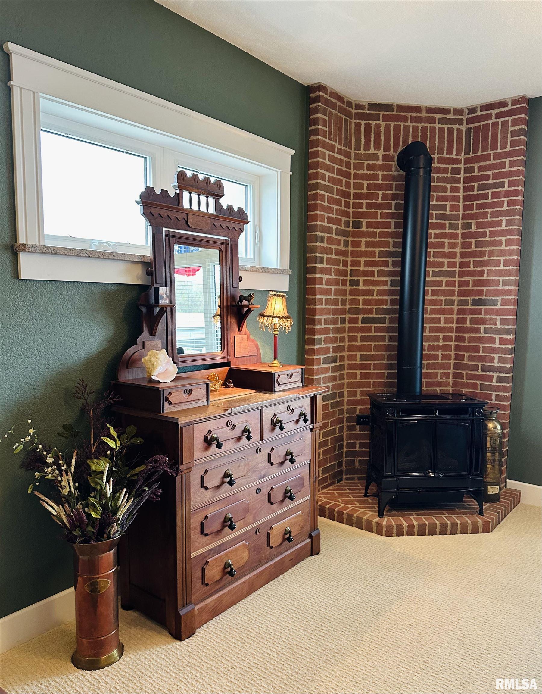 108 Broad Street Sabula, IA 52070 - Photo 30 of 89