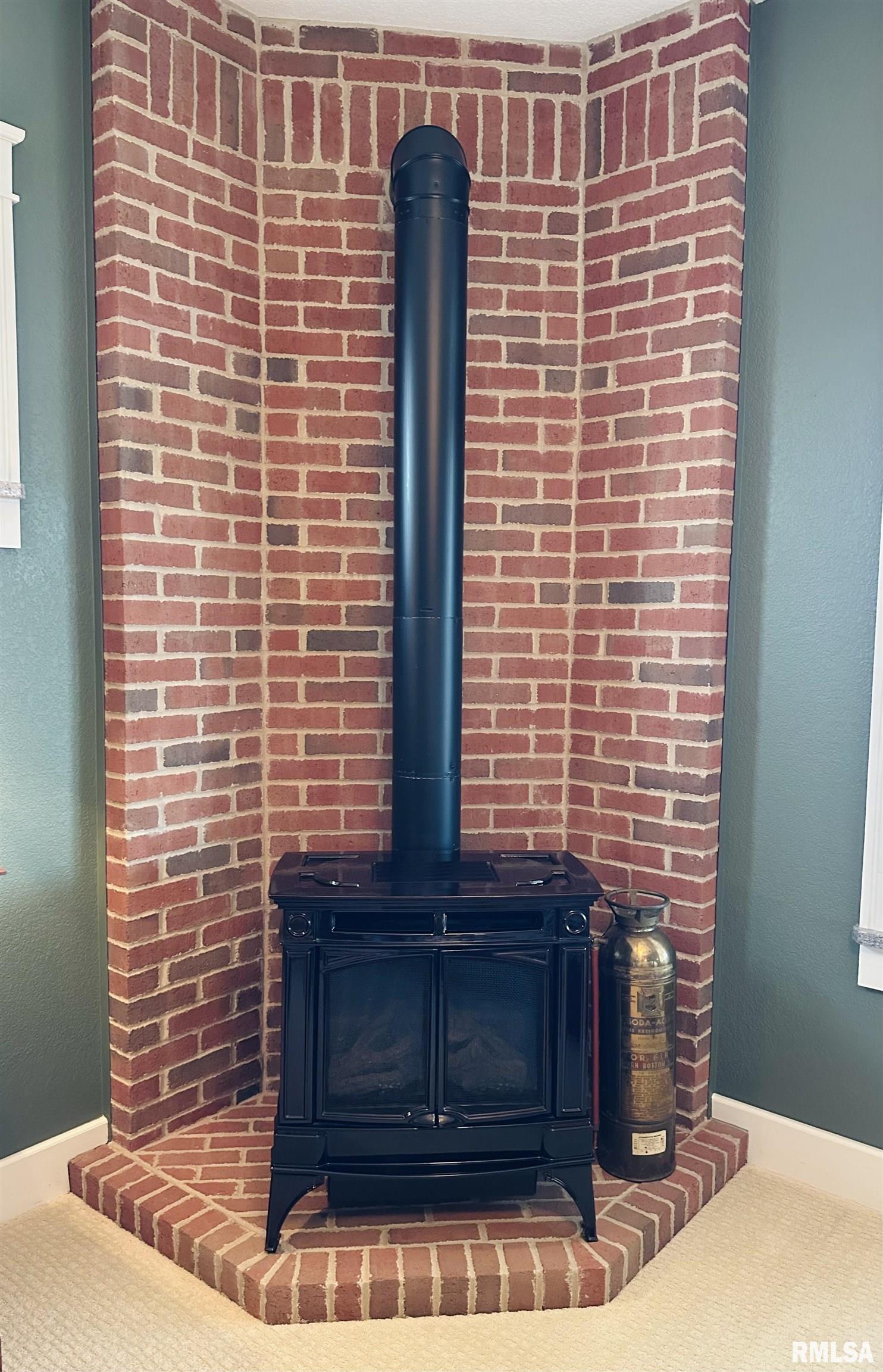 108 Broad Street Sabula, IA 52070 - Photo 31 of 89