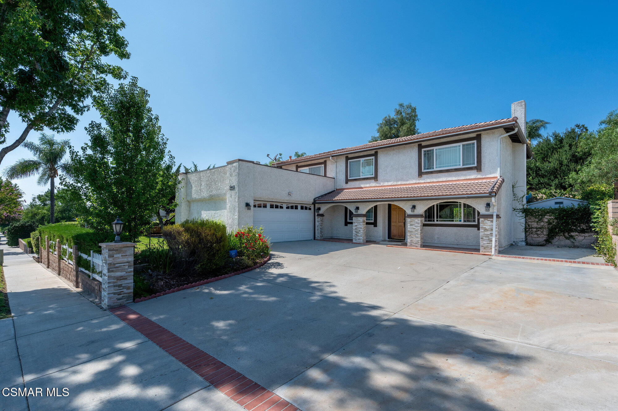 2083 Booth Street Simi Valley, CA 93065 - Photo 1 of 41 002_2083_booth_street_002