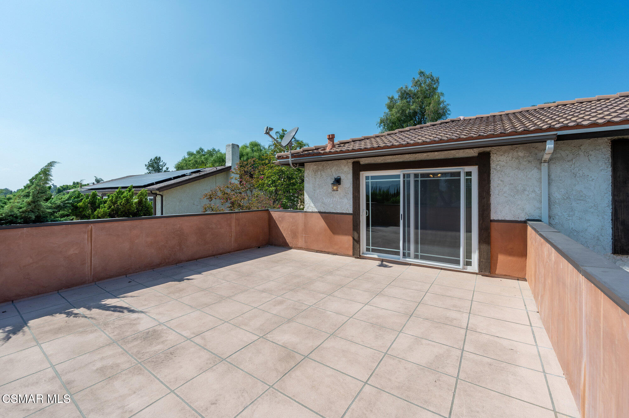 2083 Booth Street Simi Valley, CA 93065 - Photo 19 of 41 038_2083_booth_street_038