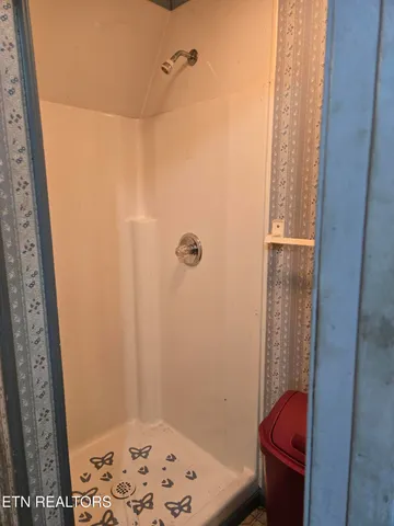 $250,000 | 200 Sunset Lane, Harriman, TN 37748