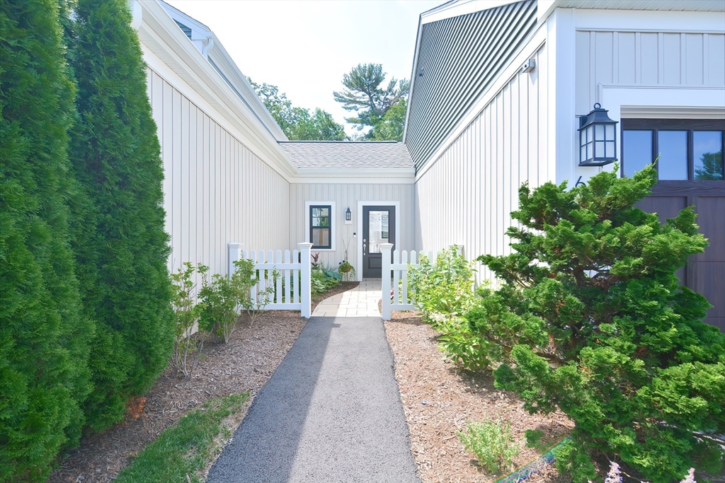 64 Abbey Road, Unit 64 Westwood, MA 02090 - Photo 3 of 41 Gallery Image 3