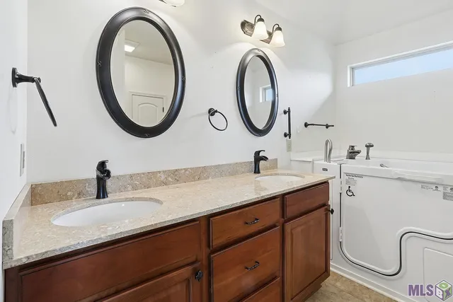 $229,000 | 9277 Yellow Fin Drive, Denham Springs, LA 70726