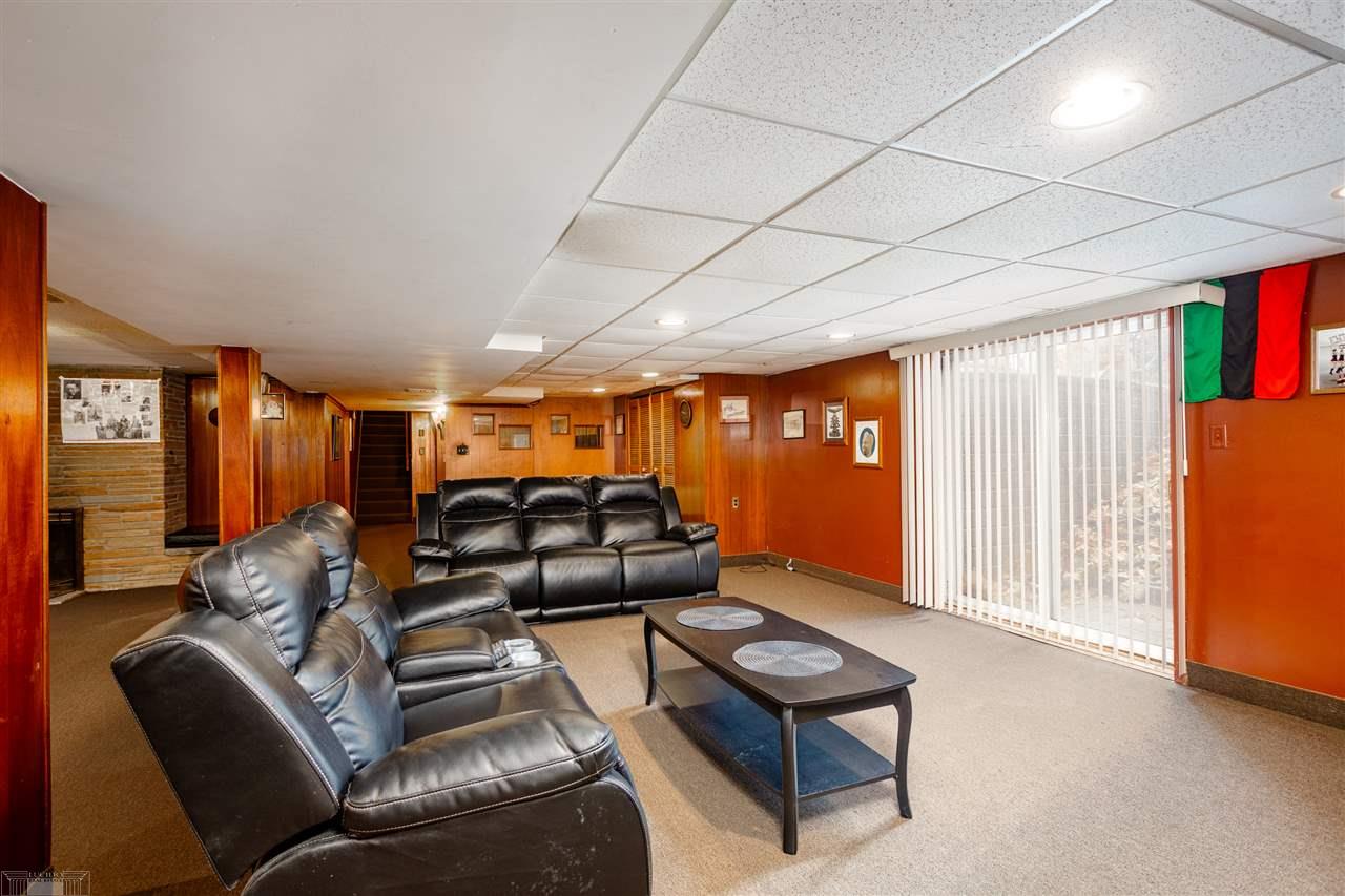 1131 North Renaud Road Grosse Pointe Woods, MI 48236 - Photo 30 of 46