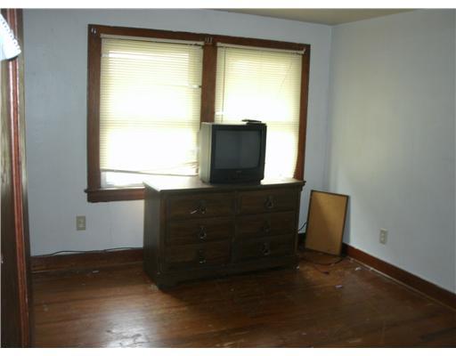 854 Rogers Drive Springfield, OH 45503 - Photo 5 of 6