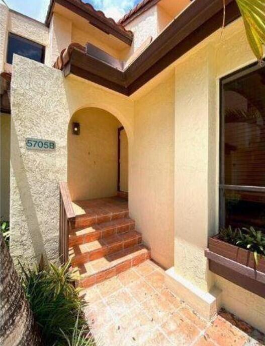 5705 Fox Hollow Drive, Unit B Boca Raton, FL 33486 - Photo 2 of 30 2