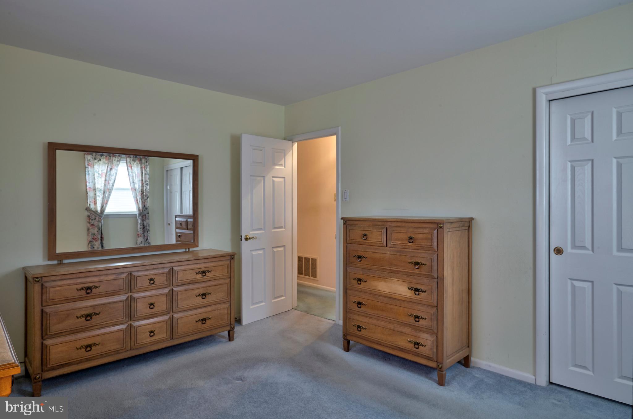 405 Pomona Road Cinnaminson, NJ 08077 - Photo 14 of 20 Gallery Image 14