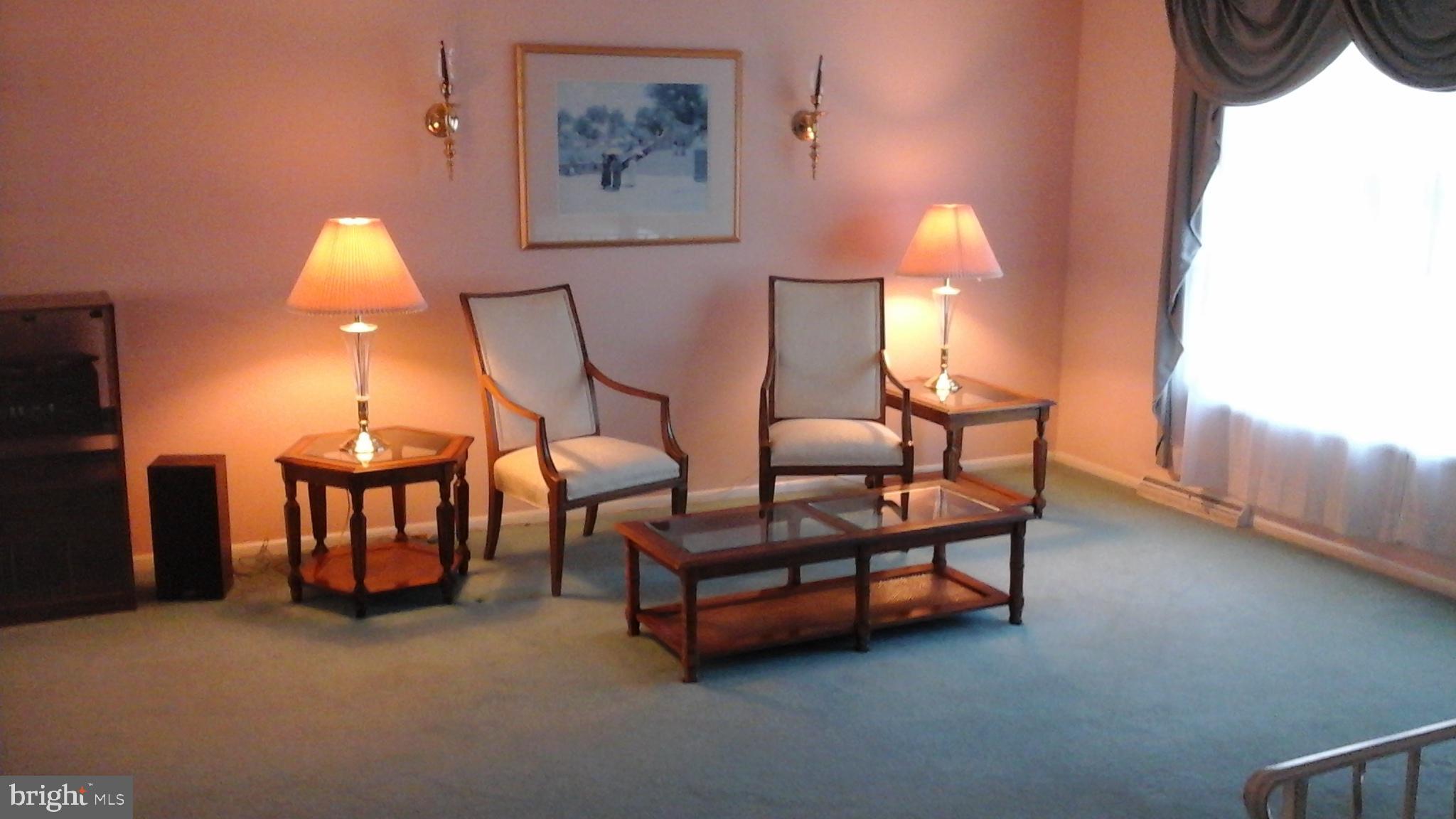 405 Pomona Road Cinnaminson, NJ 08077 - Photo 3 of 20 Gallery Image 3