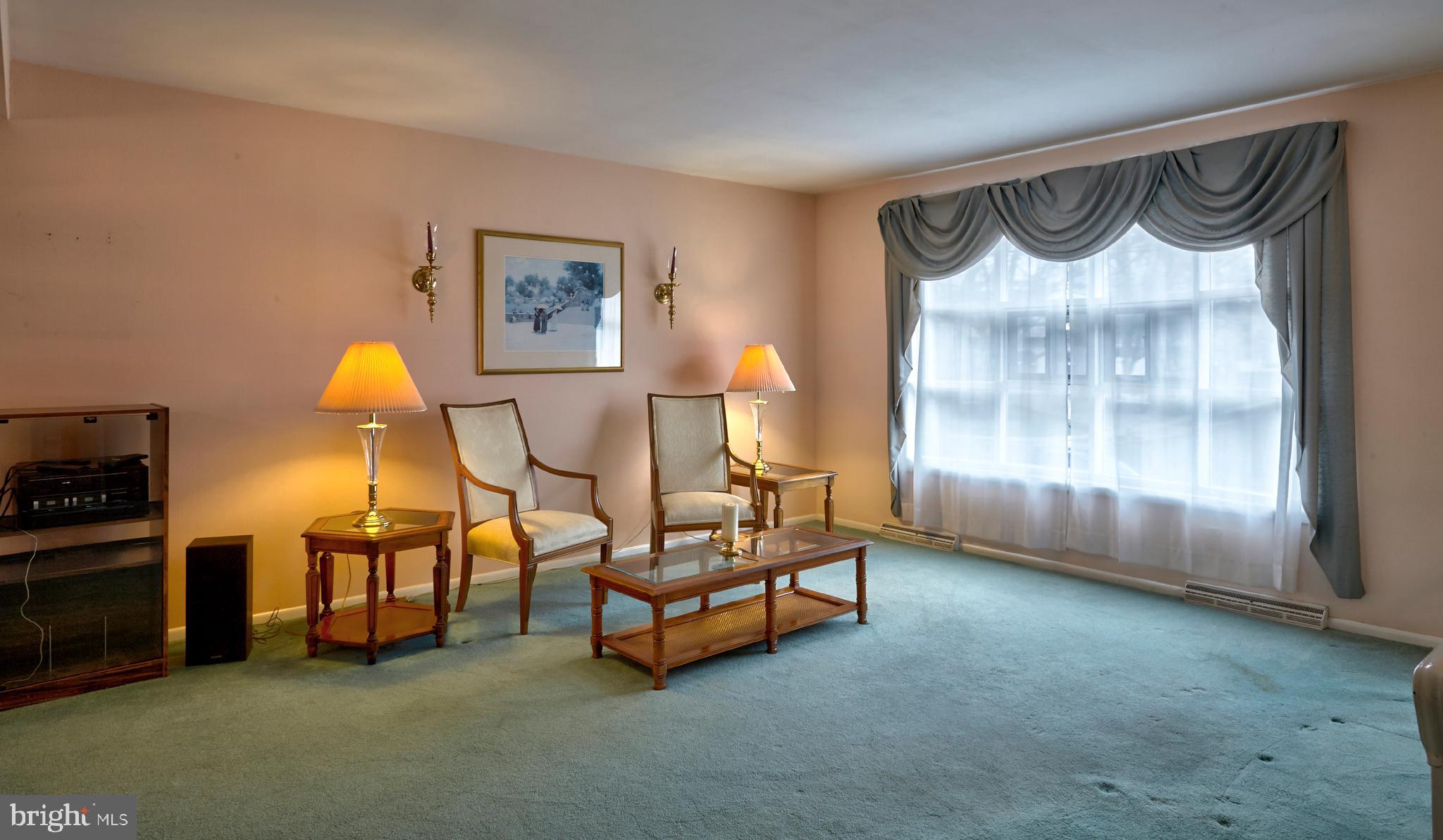 405 Pomona Road Cinnaminson, NJ 08077 - Photo 4 of 20 Gallery Image 4