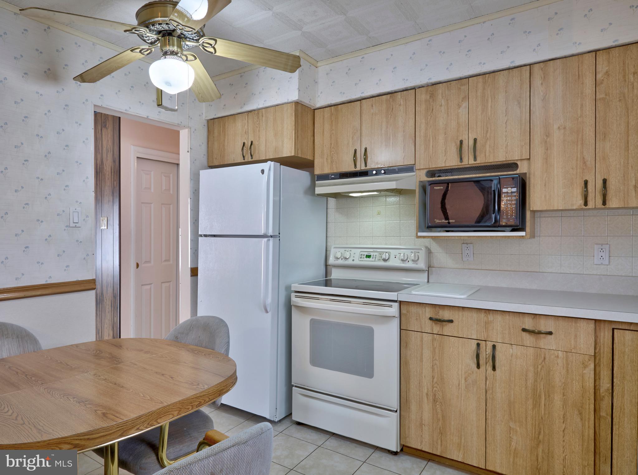 405 Pomona Road Cinnaminson, NJ 08077 - Photo 9 of 20 Gallery Image 9