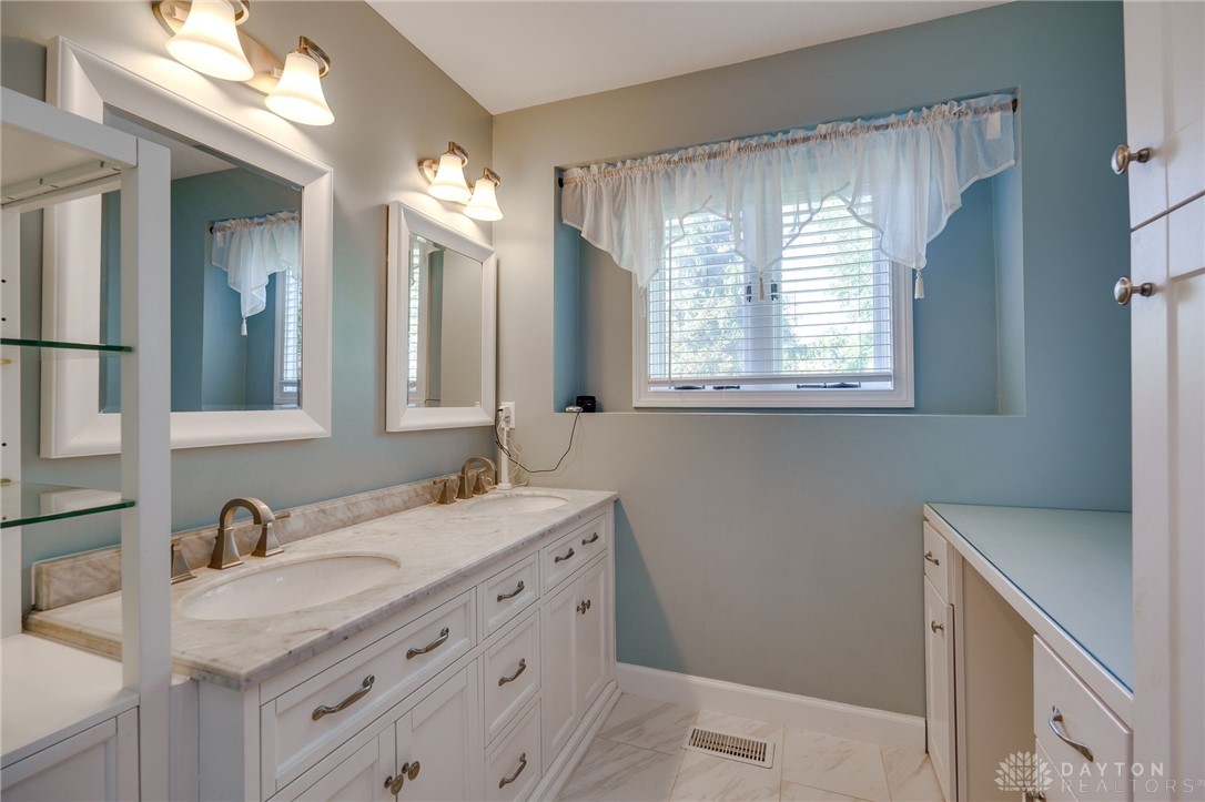 7569 Stone Ridge Drive Springboro, OH 45066 - Photo 27 of 49 Gallery Image 27