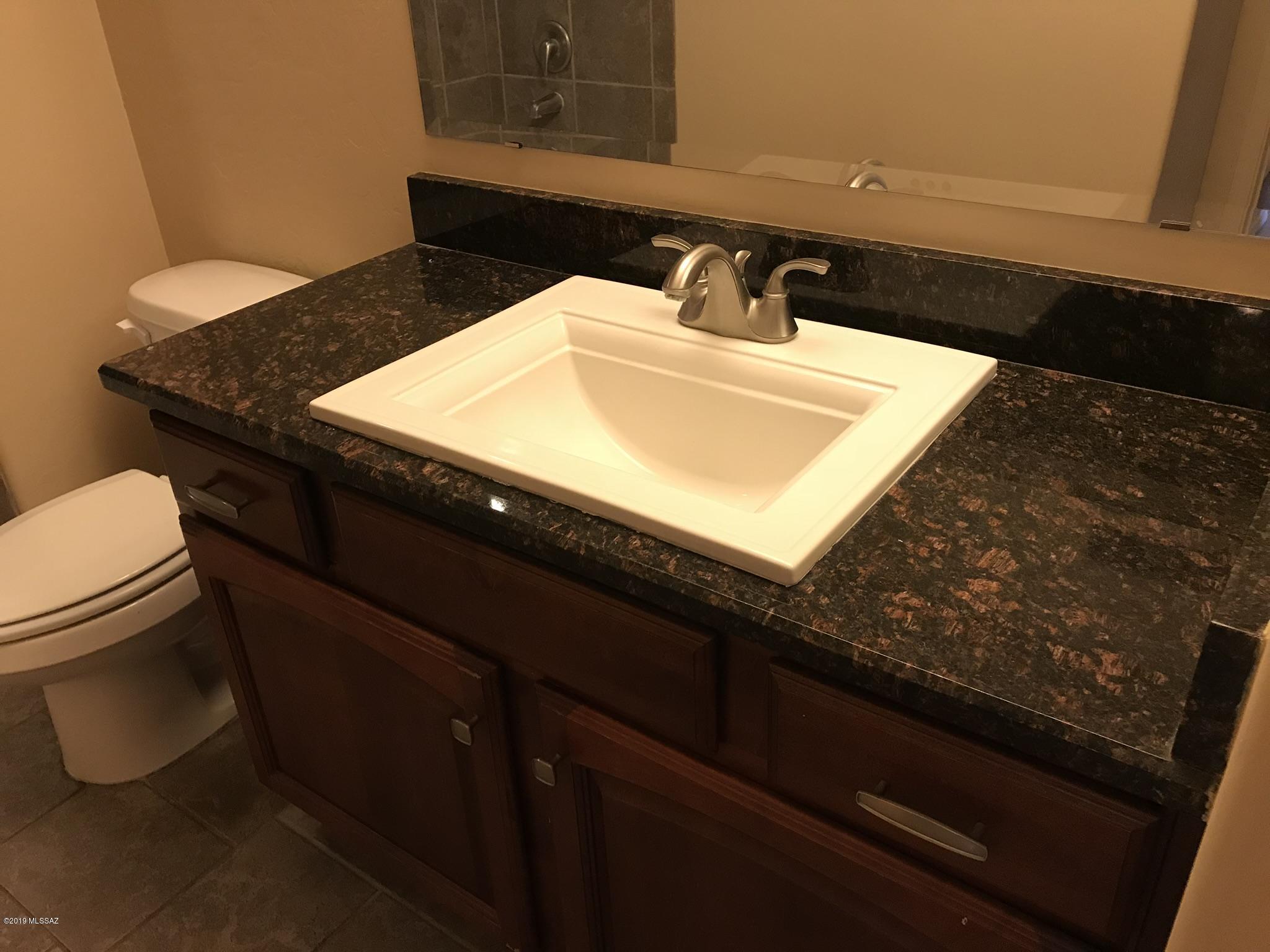 2550 East River Road, Unit 16106 Tucson, AZ 85718 - Photo 13 of 28