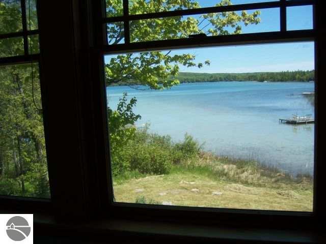 541 West Little Traverse Lake Road Maple City, MI 49664 - Photo 9 of 15 1706438-8.JPG