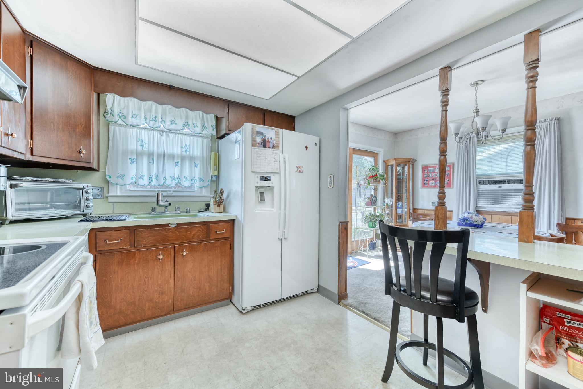 2908 Gerard Avenue Sinking Spring, PA 19608 - Photo 9 of 31