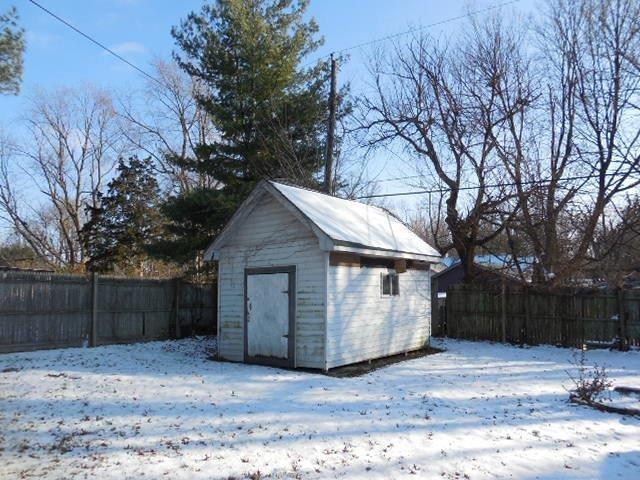 125 Hoss Road Indianapolis, IN 46217 - Photo 4 of 17 Gallery Image 4