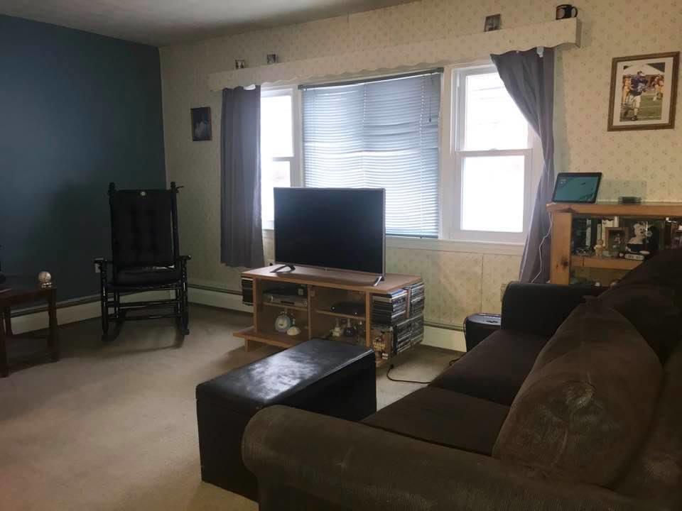 201 Sanford Road Alfred, ME 04002 - Photo 5 of 18 Living room