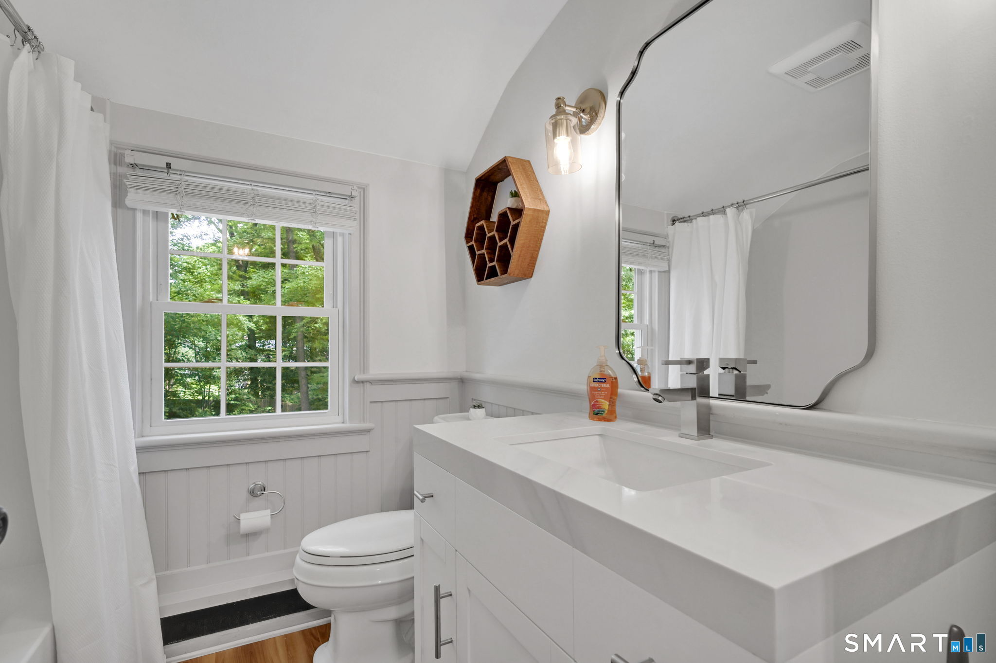 8 Virginia Lane Simsbury, CT 06070 - Photo 26 of 38