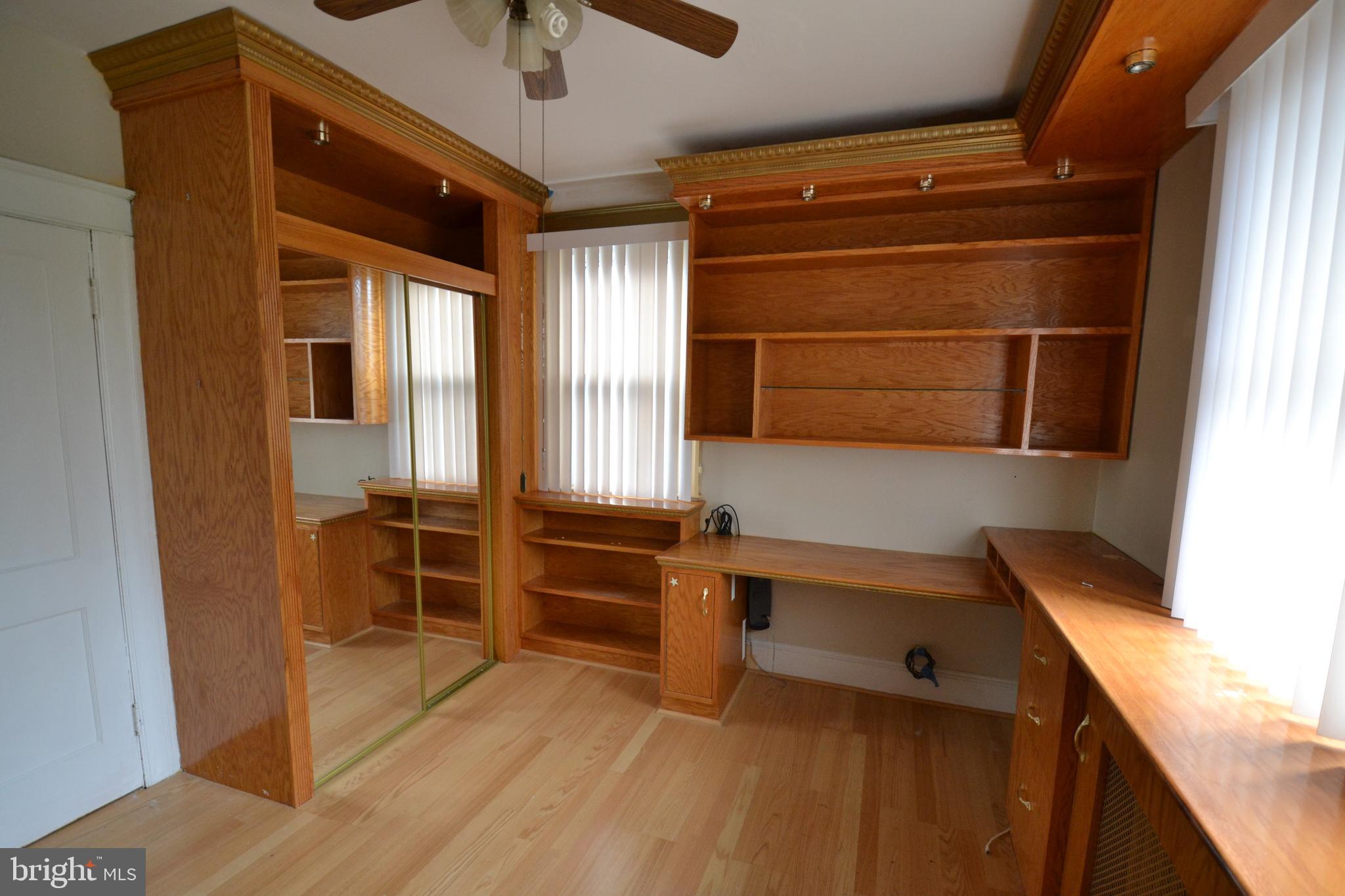 3709 Dennlyn Road Baltimore, MD 21215 - Photo 13 of 23 custom built office in third bedroom