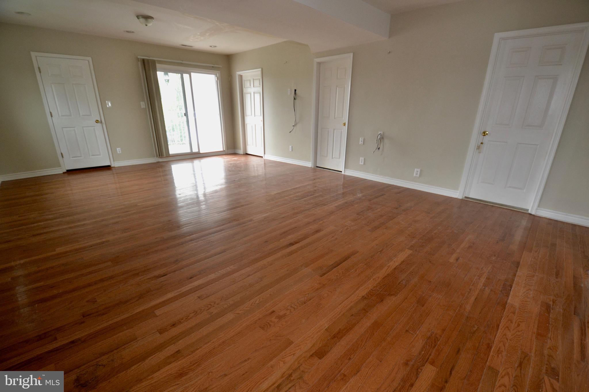 3709 Dennlyn Road Baltimore, MD 21215 - Photo 16 of 23 Gallery Image 16