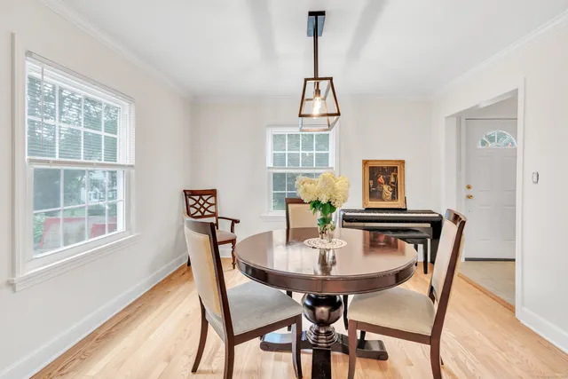 $369,890 | 70 Glen Rock Road, Waterbury, CT 06706