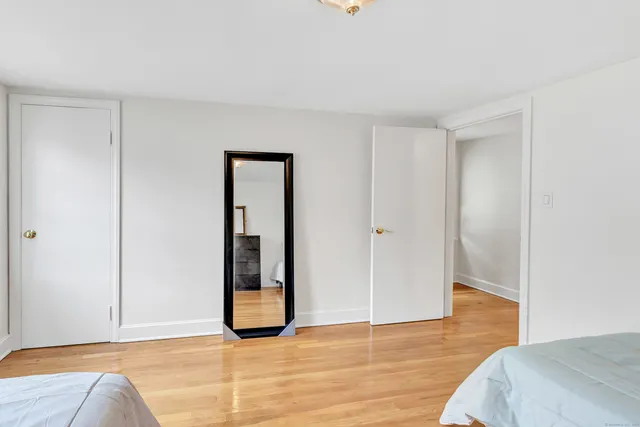 $369,890 | 70 Glen Rock Road, Waterbury, CT 06706