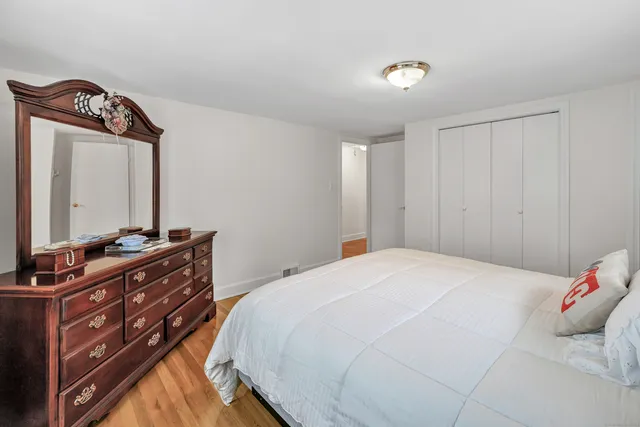 $369,890 | 70 Glen Rock Road, Waterbury, CT 06706